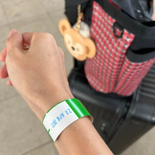 傅嘉莉疫下赴中國開工　一天做三次核酸大吐苦水