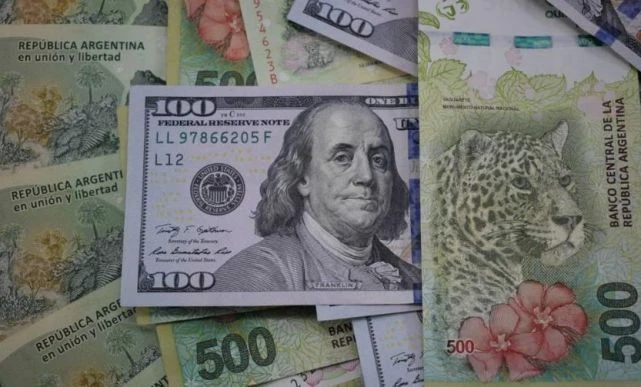 為了「守護」遊戲廠商，G胖選擇對窮哥們兒重拳出擊