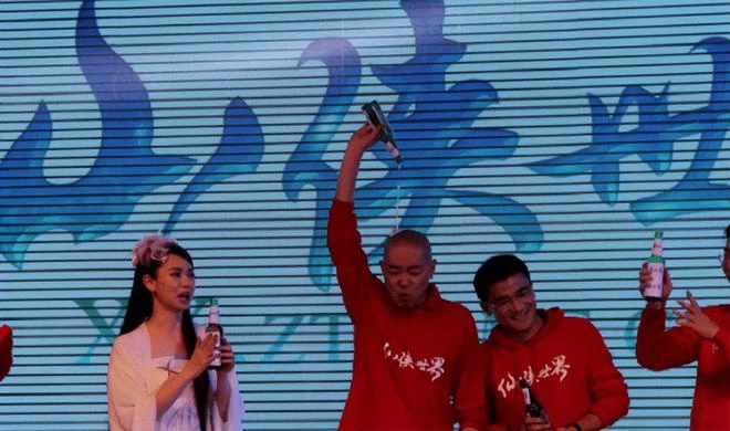 敢在紐約時代廣場以屌絲之名出道的國產網遊，到底有多牛？