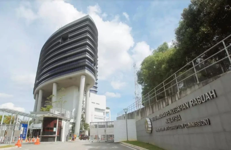 涉瀕海戰艦受賄及大選效忠信 反貪污委員會將查阿末扎希