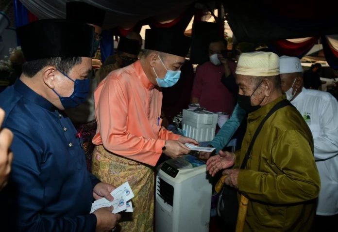 沙首長：要讓沙巴人民 不需再往外尋找工作