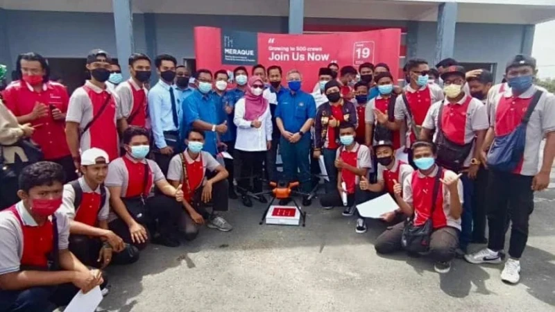 阿漢峇峇：加速無人機領域發展　擬編入STEM教程