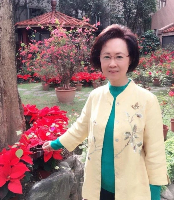 瓊瑤高顏值孫女曝光　逾3億豪宅「可園」清拆前大公開