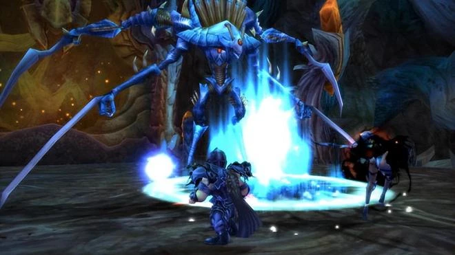 最像的MMO？當初靠抄魔獸起家，現在又靠魔獸停服瘋狂撈人？