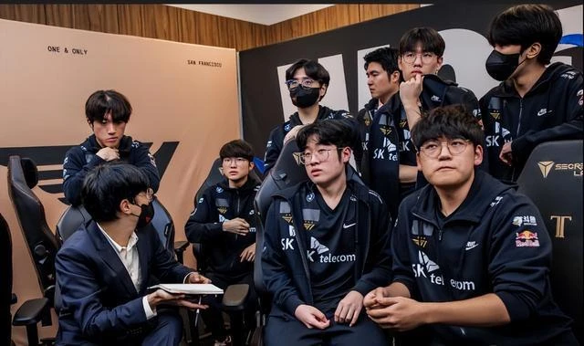 Faker親自準備的驚喜直播，T1將公布教練組選拔流程