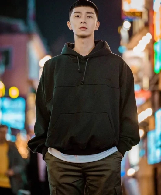 《梨泰院Class》翻拍日版　男主角竹內涼真造型曝光