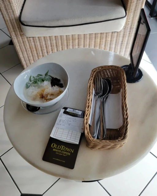 「人生首次被問是不是馬來人」 　跳水名將潘德蕾拉遭質疑沒齋戒