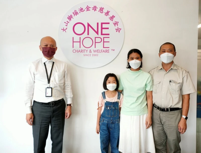 10歲華裔女童雙耳重聽  父母求捐助電子耳蝸費