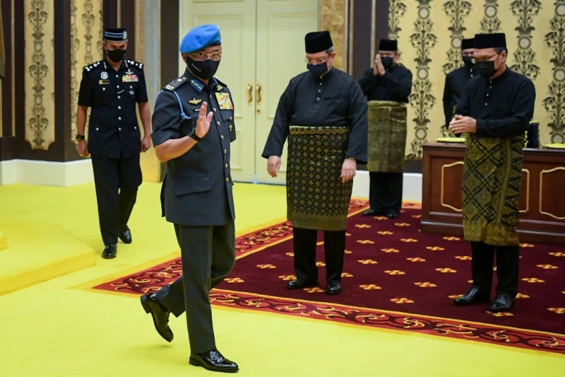 19駐馬使節向元首遞交國書