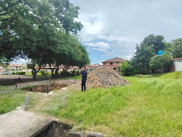 馮晉哲：電訊塔鐵柱已搬走 促當局清理現場恢復原狀