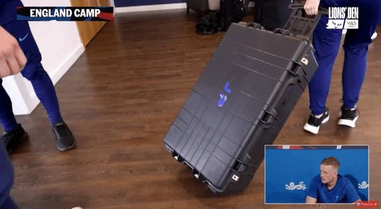 英格蘭門將把遊戲設備帶到世界盃 為了玩《堡壘之夜》