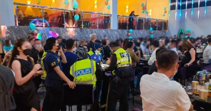 94人無視SOP夜店尋樂 警方開出總額9萬5000令吉罰單