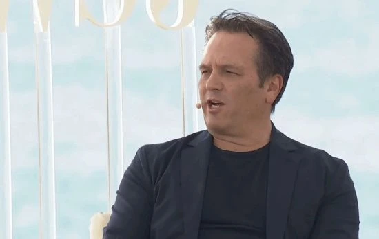 斯賓塞：索尼通過讓Xbox變弱 來鞏固自己的地位