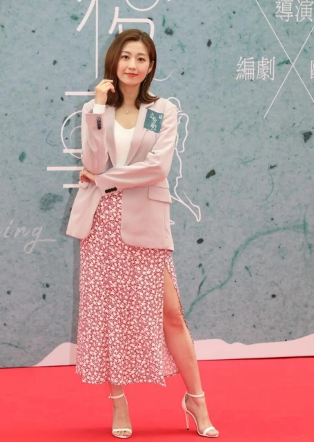 陳自瑤首當女一　與羅子溢黎諾懿有大量親熱戲：吻到嘴都腫！