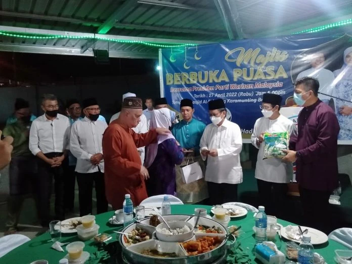 民興黨三腳石今晚設開齋宴 沙菲益主席親臨主持布施會