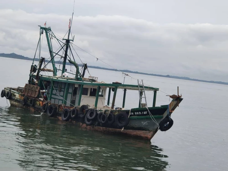 山打根漁船誤闖菲律賓海域   遭到疑似菲律賓警方扣押