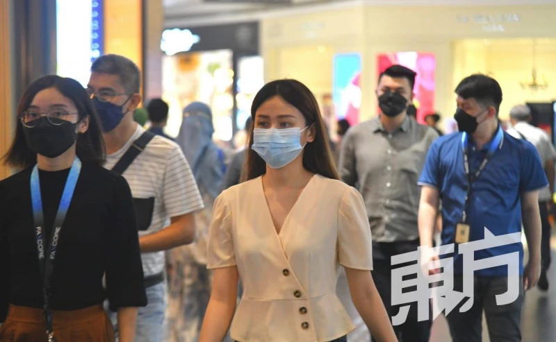 放寬口罩令和MySejahtera簽到限制　民眾有贊有彈：該繼續做好防疫