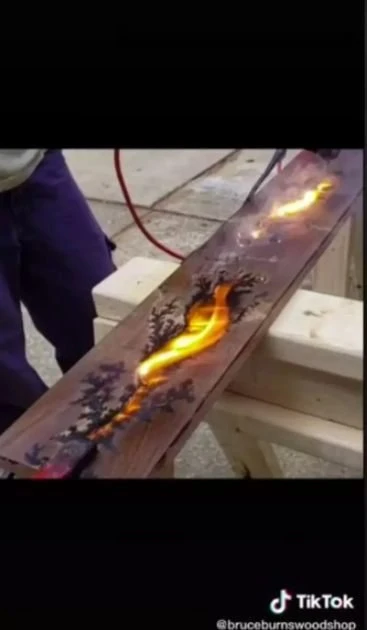 TikTok超夯「高壓電燒木」挑戰　夫妻跟風觸電慘死