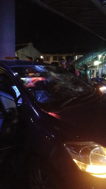 吸毒華裔女凌晨開車 逆向行駛釀車禍