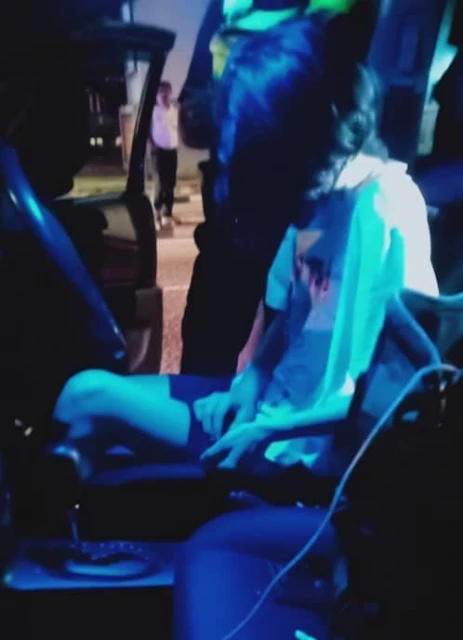 吸毒華裔女凌晨開車 逆向行駛釀車禍