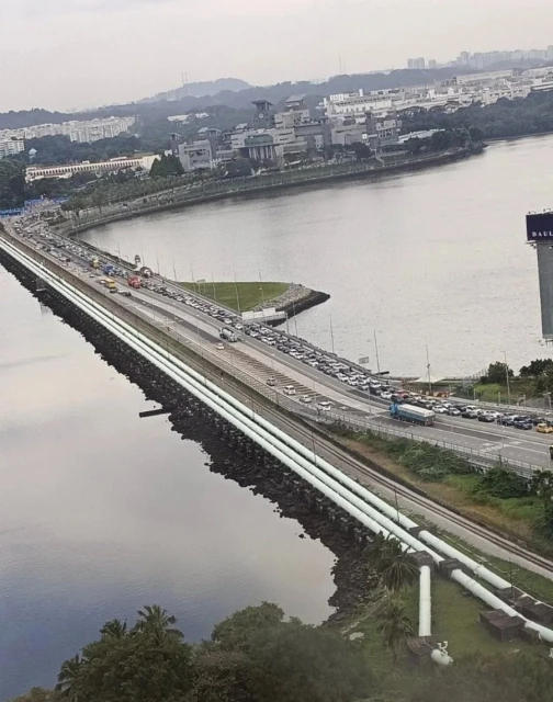 超級長周末　柔佛長堤塞車景象重現