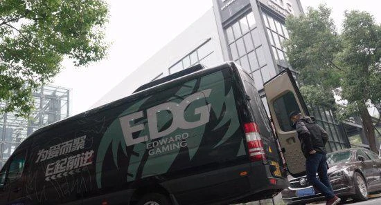 EDG《無畏契約》分部開始軍訓：年齡最小分部之一