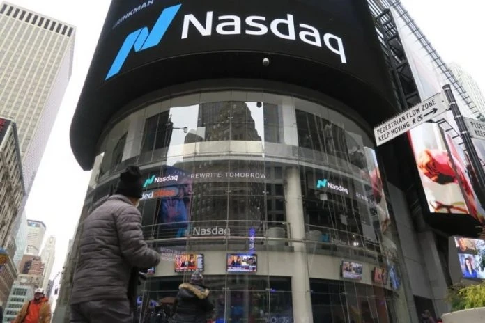 美股大跌939點 那指創13年來最慘單月表現