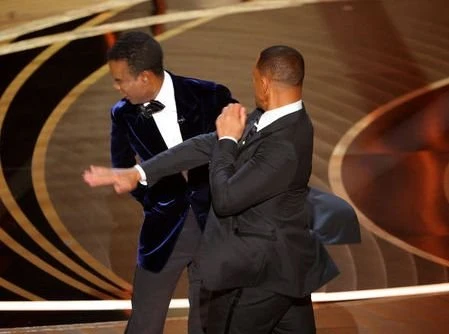 「驚天一巴」後悄飛印度冥想靈修　韋爾史密夫遭外媒嗆爆