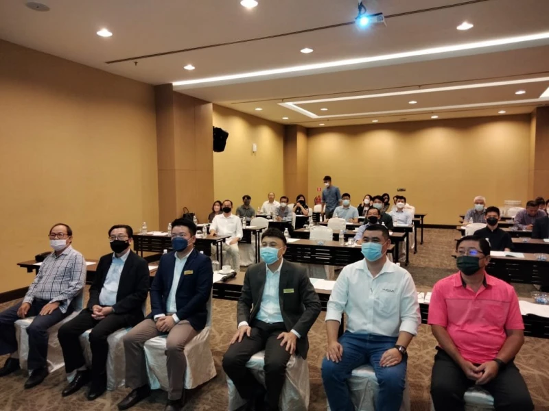 本地人做不久又請不到外勞　北馬塑膠廠操作部嚴重缺人