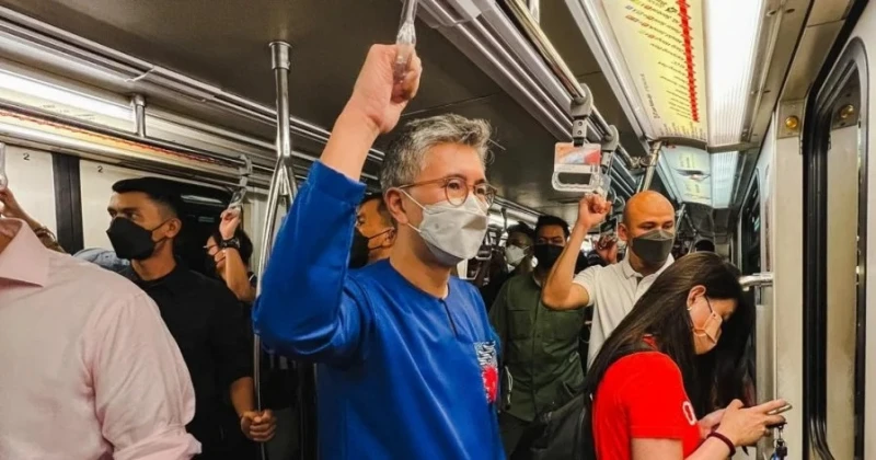 財長搭輕快鐵到市集採購開齋節物品