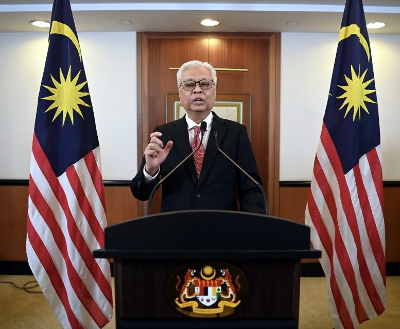 政府承擔自雇員工80%社險繳納額　首相：提供10月分期付款車險計劃