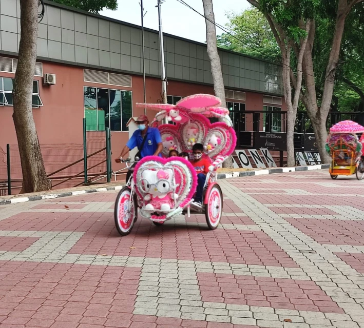 戶外不強制戴口罩首日   甲旅遊區遊客仍自動戴上口罩