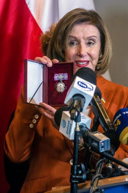 【俄烏開戰】佩洛西訪烏克蘭：不要屈服於霸凌