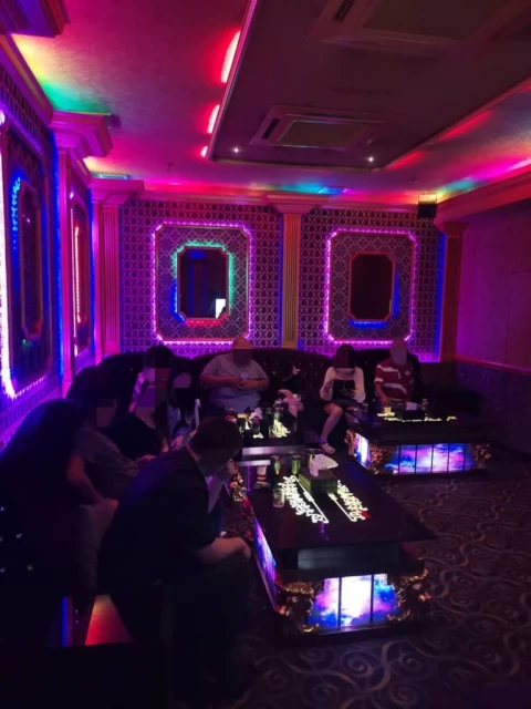 警突擊KTV娛樂場所　揭業者無牌賣酒