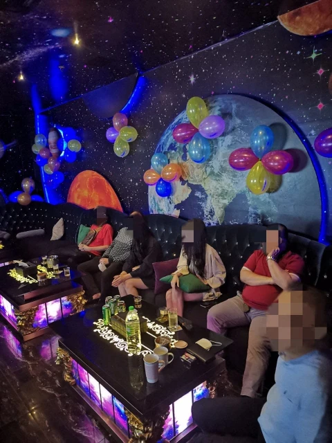 警突擊KTV娛樂場所　揭業者無牌賣酒