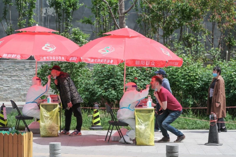 【新冠肺炎】上海疫情逐降溫　全市大消毒防反彈