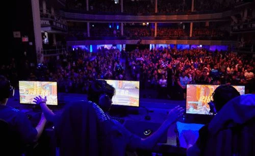 《守望先鋒》聯賽收視率低迷 多支戰隊聯合與暴雪談判