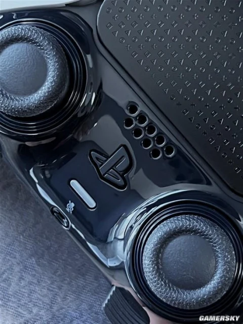 更細膩的觸感！DualSense Edge手柄外觀開箱圖賞