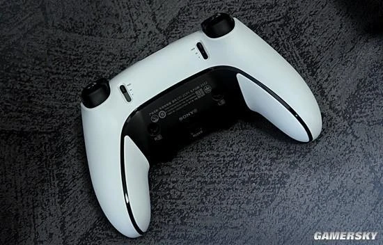 更細膩的觸感！DualSense Edge手柄外觀開箱圖賞
