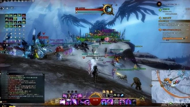 網吧通宵危害大，眼花偷襲女同學屁屁，成為公會危險分子