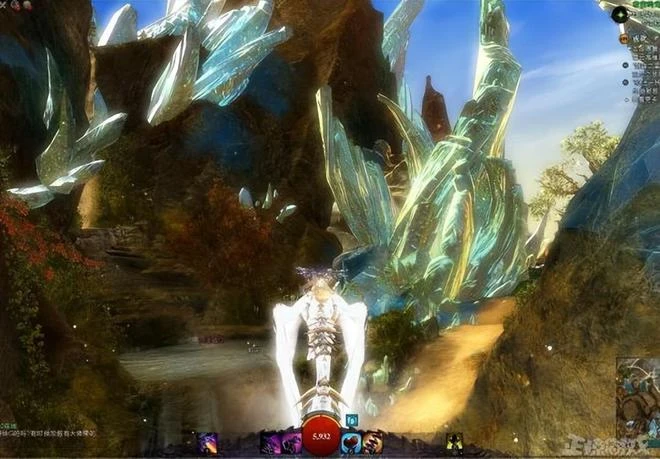 網吧通宵危害大，眼花偷襲女同學屁屁，成為公會危險分子