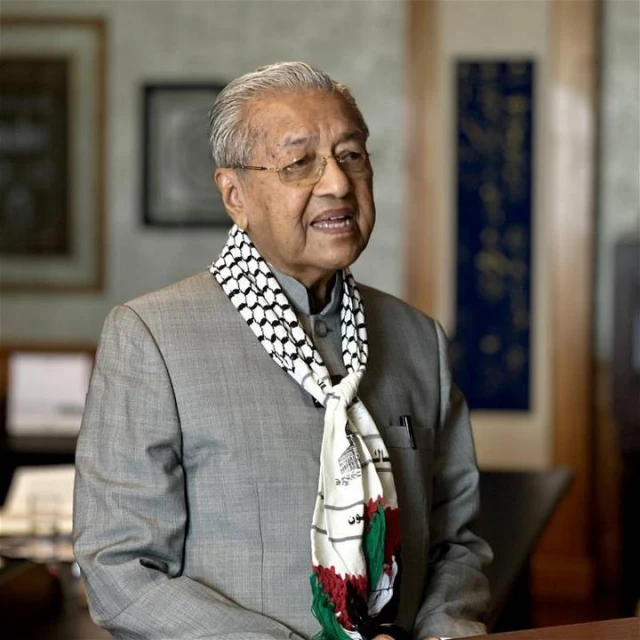 發表華印裔不忠論　馬哈迪：準備與團結部長會面