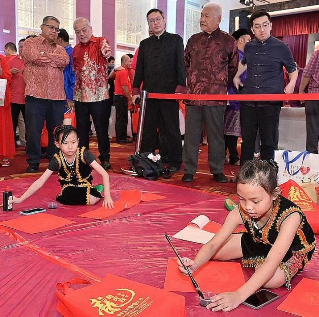 支持團結部長宣布國家團結書法日　吳添泉冀列入各族書法促進國民團結