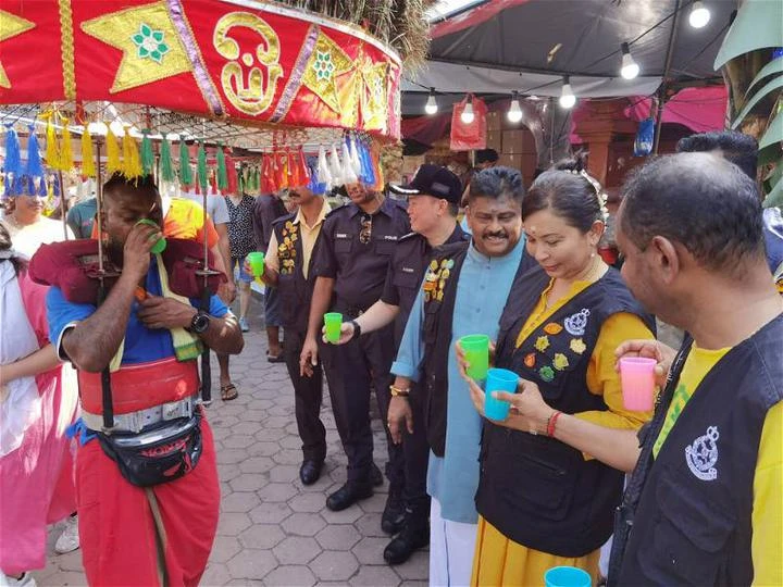 1600警力駐守黑風洞廟　警派鎮暴隊嚴陣以待