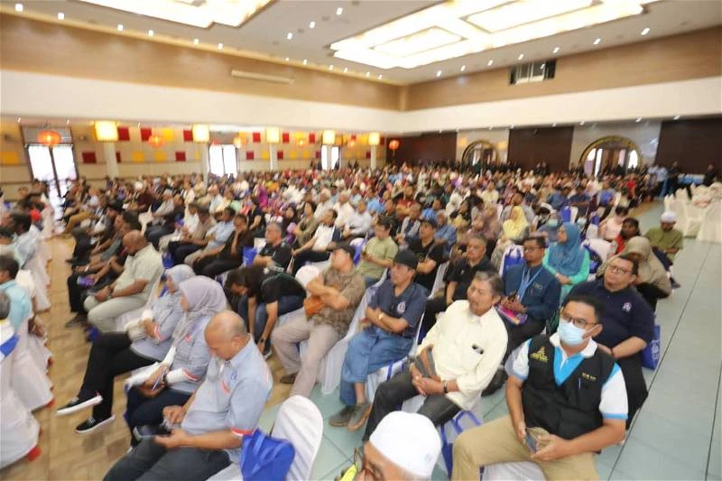 城市規劃影響社區治安問題　甘納巴迪勞與蘇海里激烈爭辯