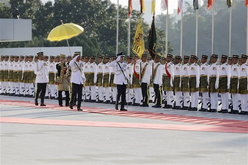 元首屆滿卸任　安華率部長議員歡送