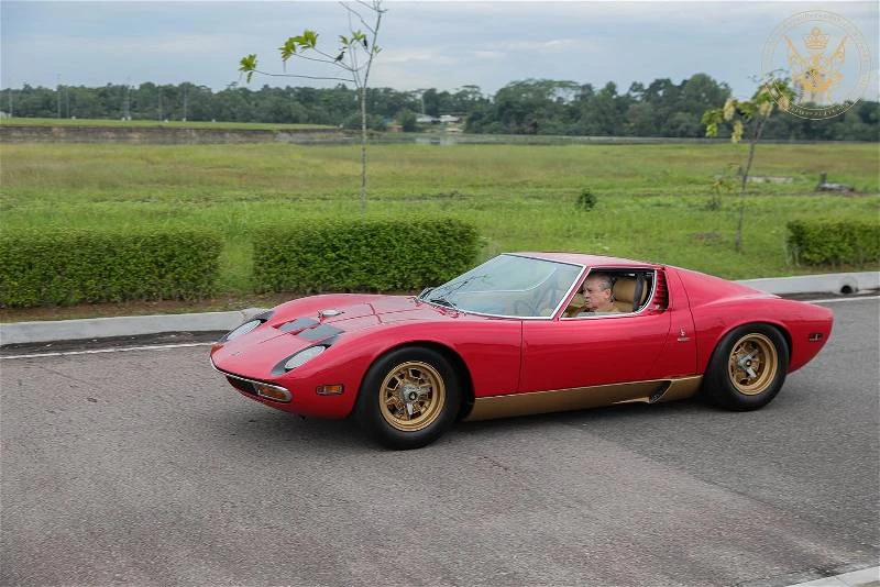 【第17任國家元首：完結篇】擅長駕馭交通工具　海陸空無所不能