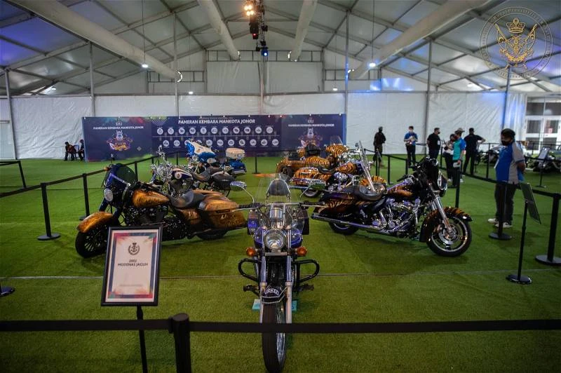 【第17任國家元首：完結篇】擅長駕馭交通工具　海陸空無所不能