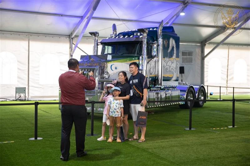 【第17任國家元首：完結篇】擅長駕馭交通工具　海陸空無所不能
