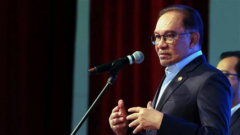 安華否認團結政府打貪不堅定